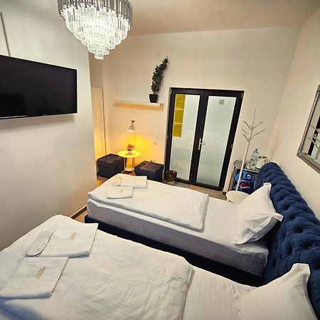 Perfect Villa Ploieşti Buitenkant foto